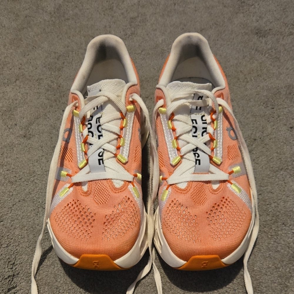 On Cloud Eclipse Running Shoe